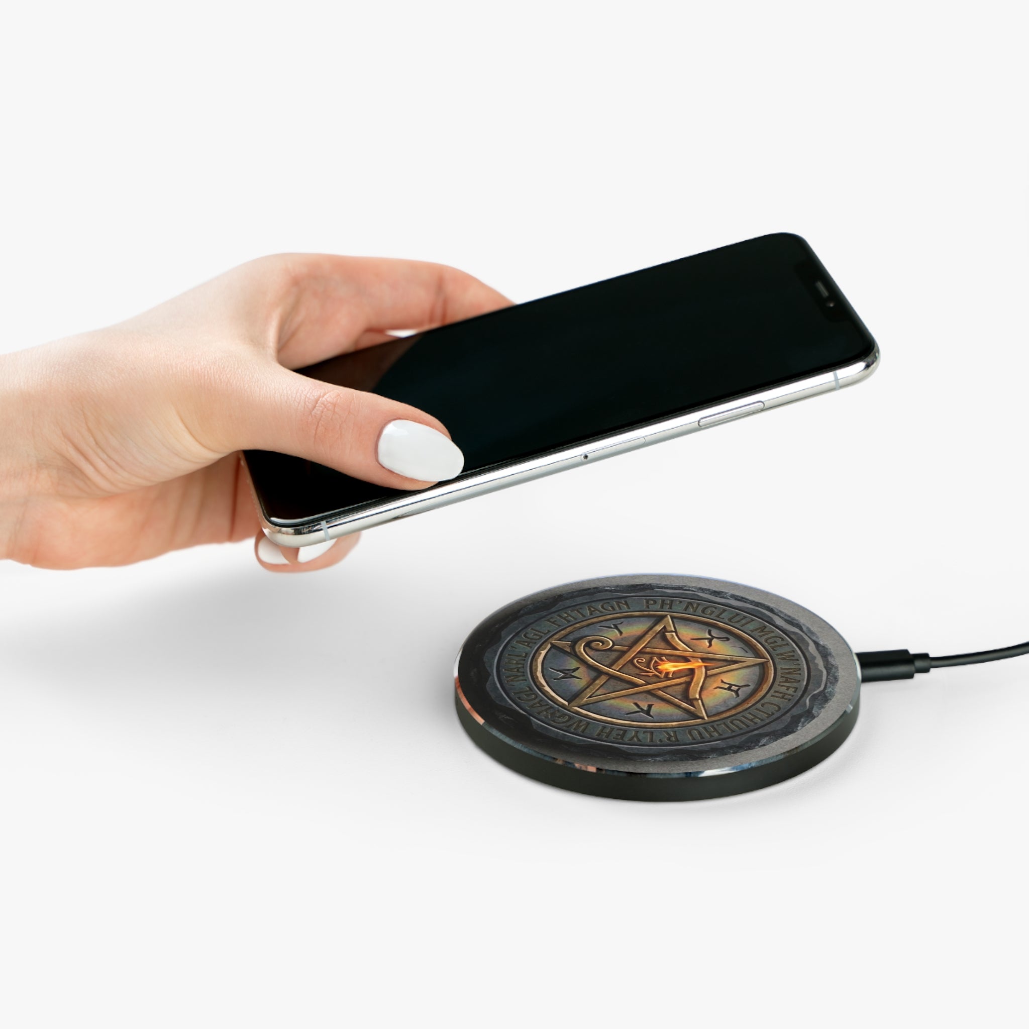 Elder Sign Wireless Charger — Mystical Phone Charging Pad